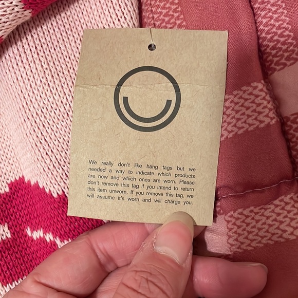 Pink flower pullover sweater- $25 when bundled - Picture 4 of 9